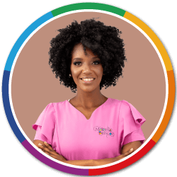 Aida Vieira, é enfermeira, pós-graduanda em Tricologia e em Estética Avançada, é professora, doula, especialista em furos de orelha humanizado. Co-fundadora da E-Materna, é proprietária da Osher Sol Treinamentos e entusiasta de meditação e empreendedorismo.